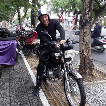Zi Coffee & Hostel ダナン市 エクステリア 写真