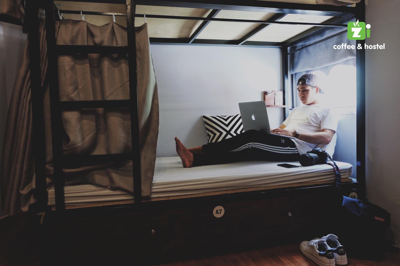 Zi Coffee & Hostel ダナン市 エクステリア 写真