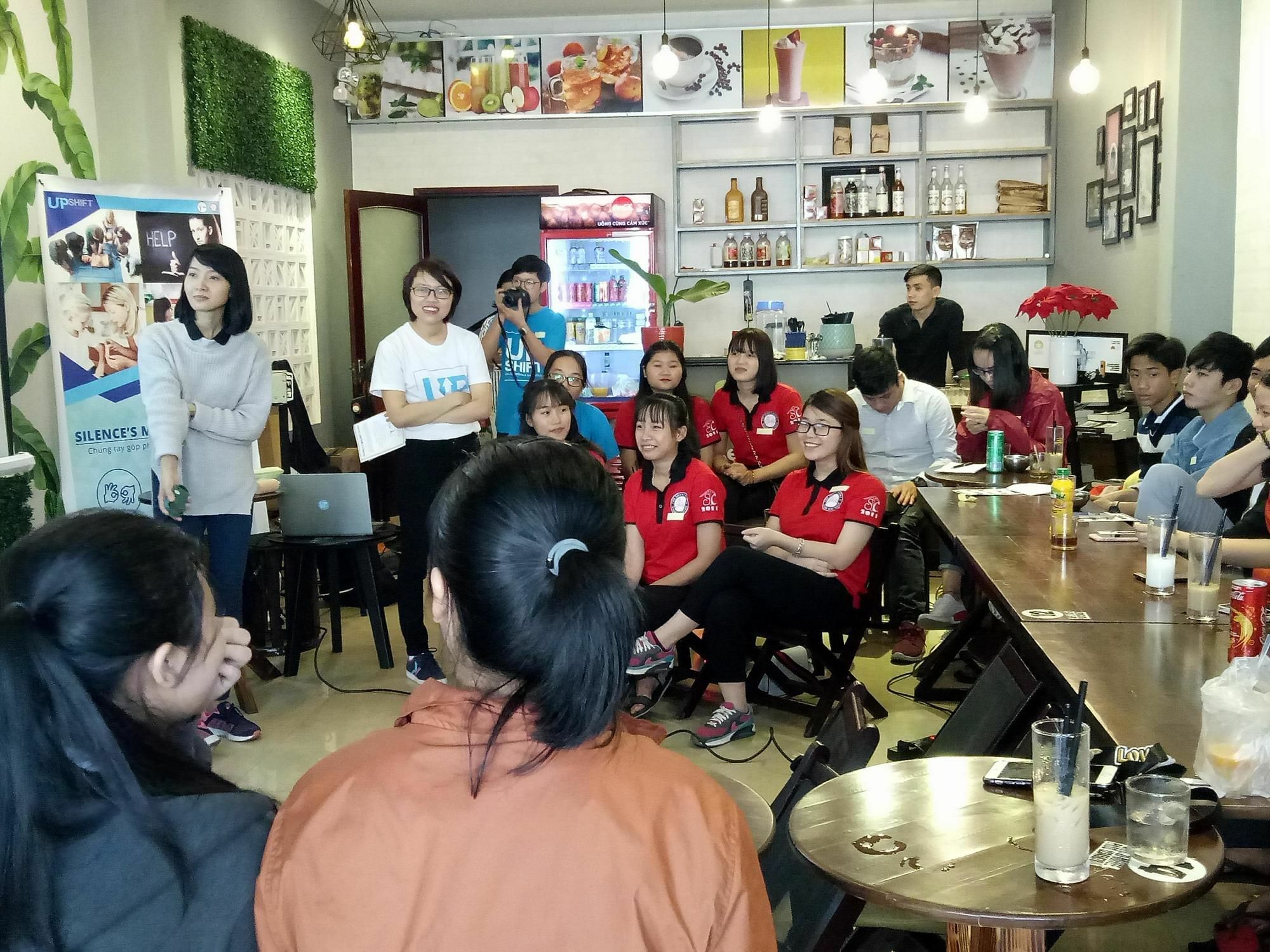 Zi Coffee & Hostel ダナン市 エクステリア 写真